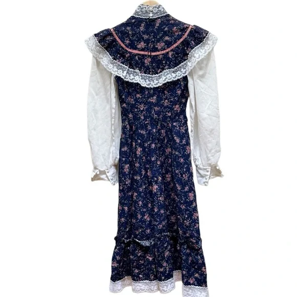 Vintage '70s Jessica McClintock Gunne Sax Navy/Pink Flower Dress - Picture 10 of 16